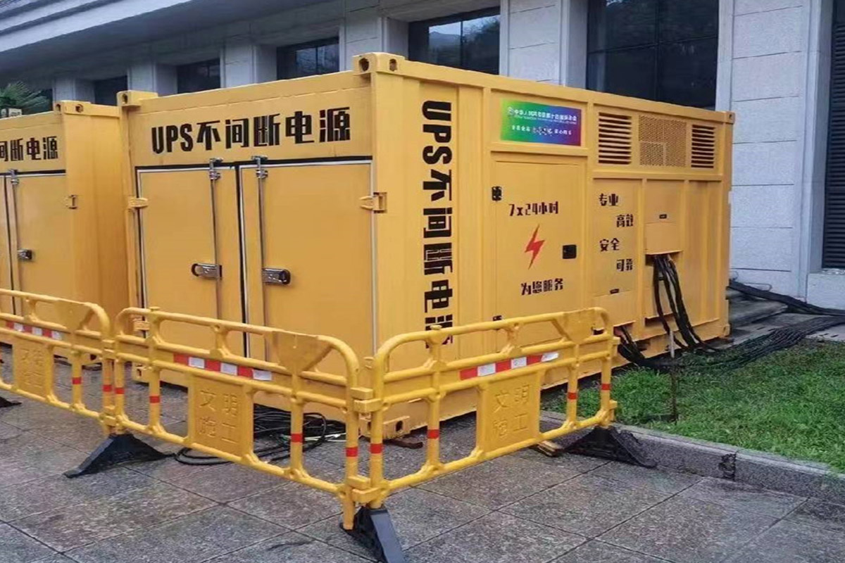 拉孜发电机租赁施工现场